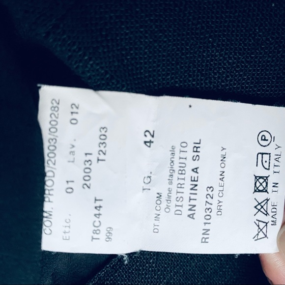 Emporio Armani Silk and Linen Vest Top - Picture 6 of 6